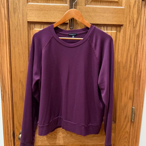 Beyond Yoga Cozy Fleece™ Favorite Raglan Crew Sweatshirt FigBurgundy, XL - Picture 1 of 3